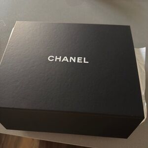 Chanel new season scarf and beanie never worn